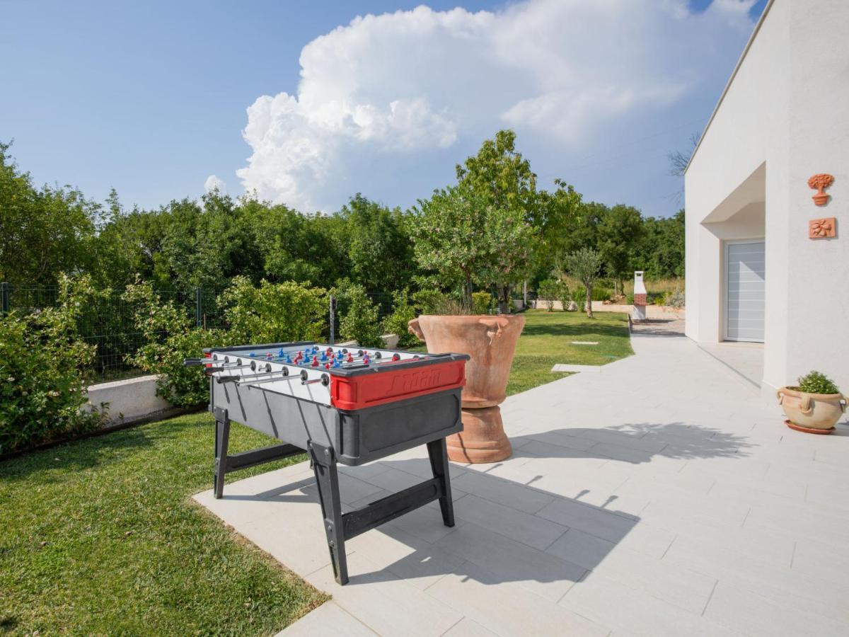Villa Debora Diminići Exteriör bild