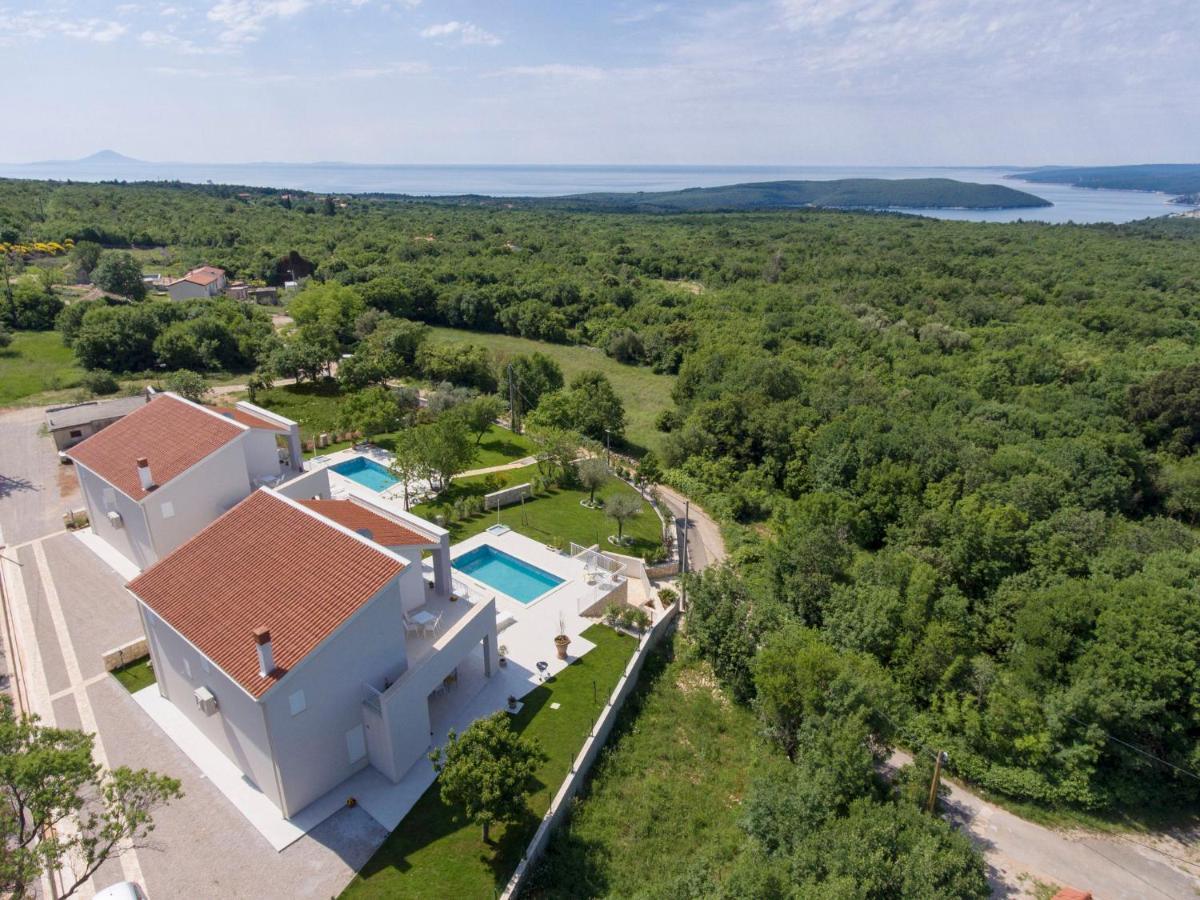 Villa Debora Diminići Exteriör bild
