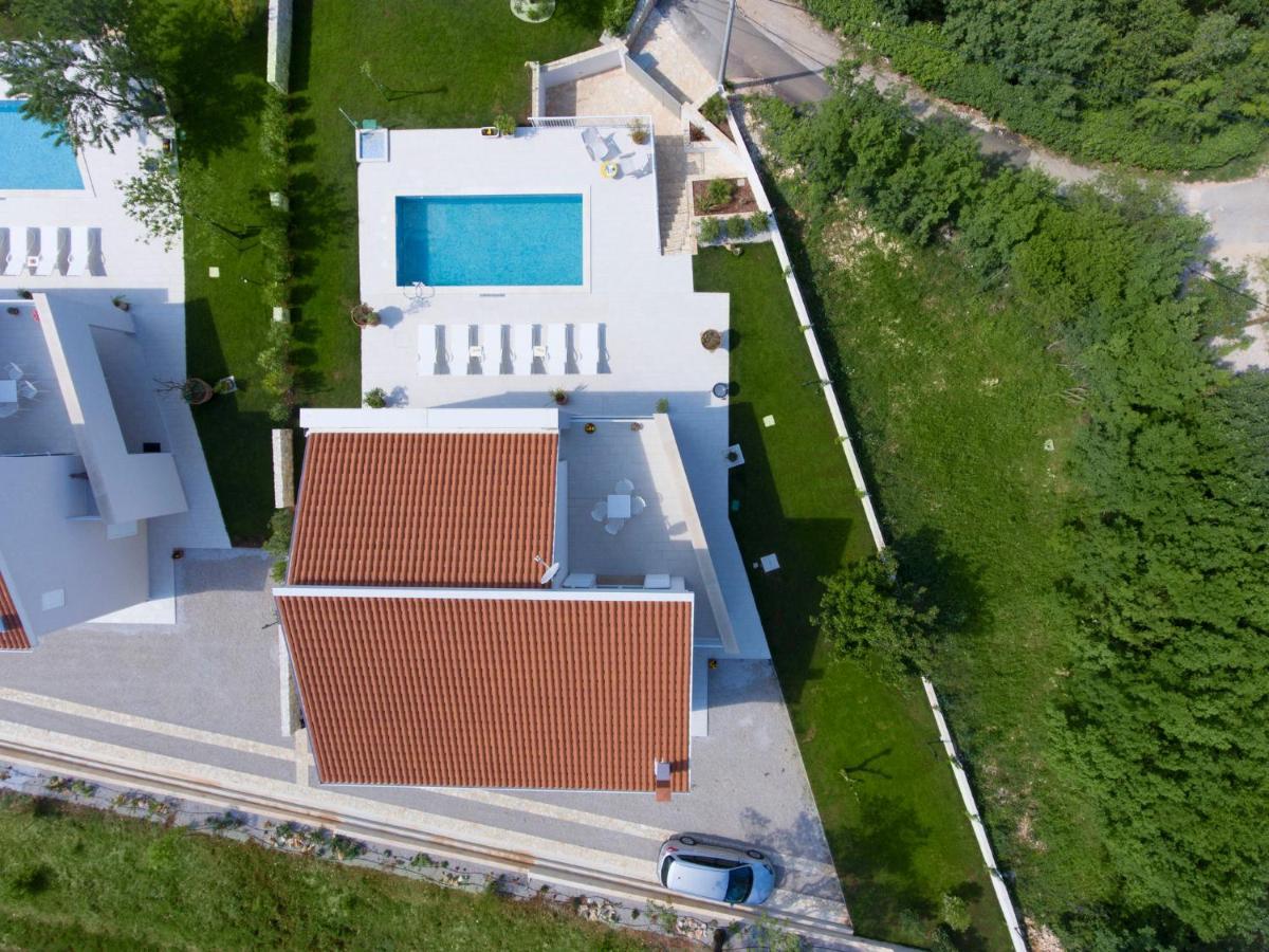 Villa Debora Diminići Exteriör bild