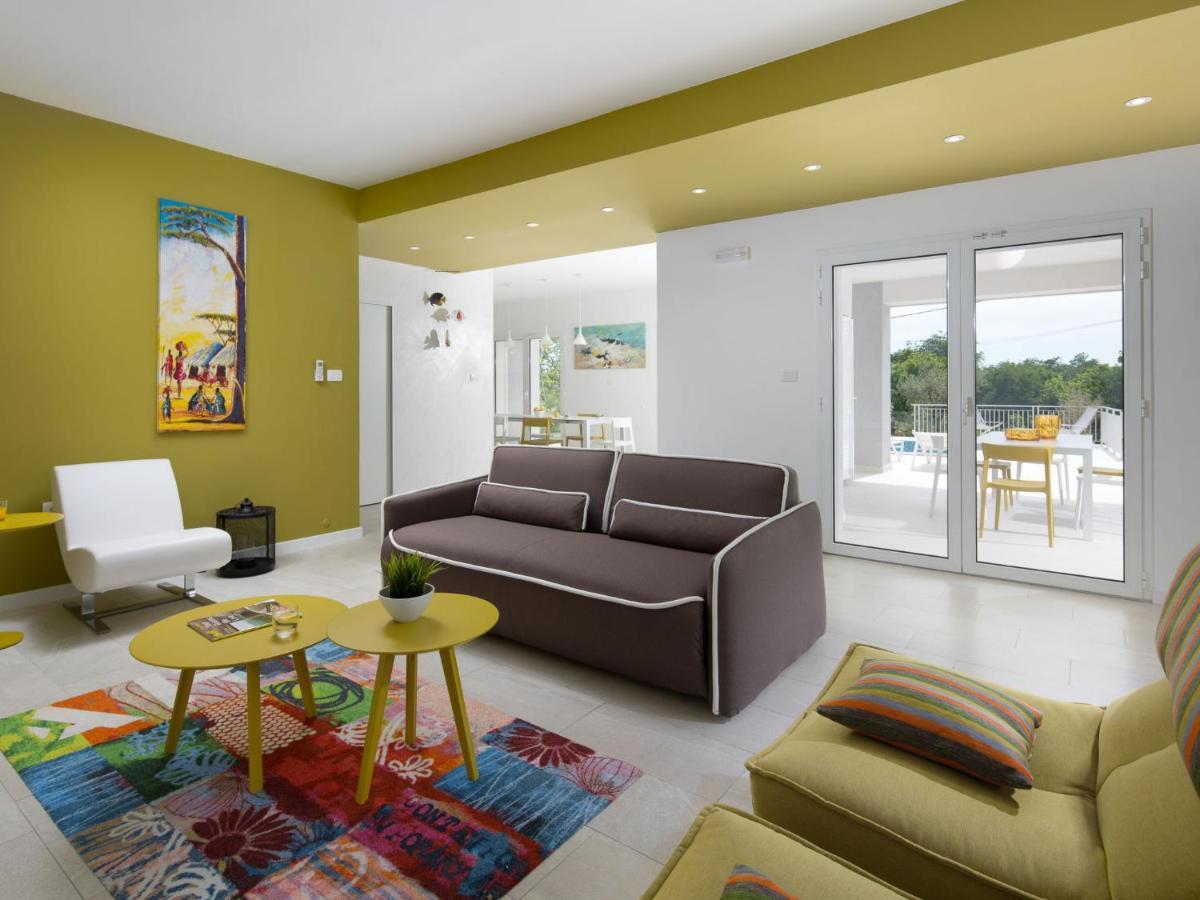 Villa Debora Diminići Exteriör bild