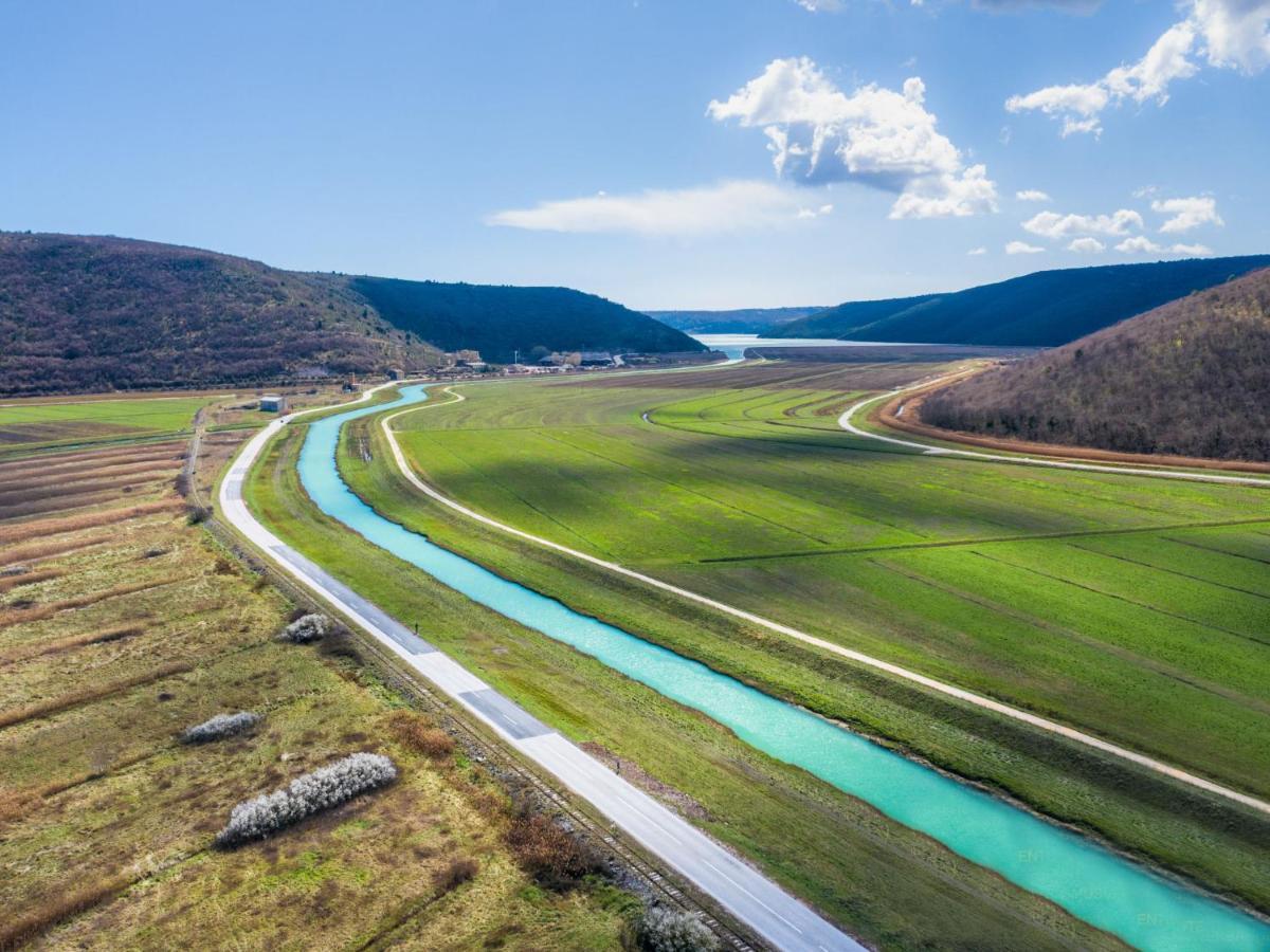 Villa Debora Diminići Exteriör bild
