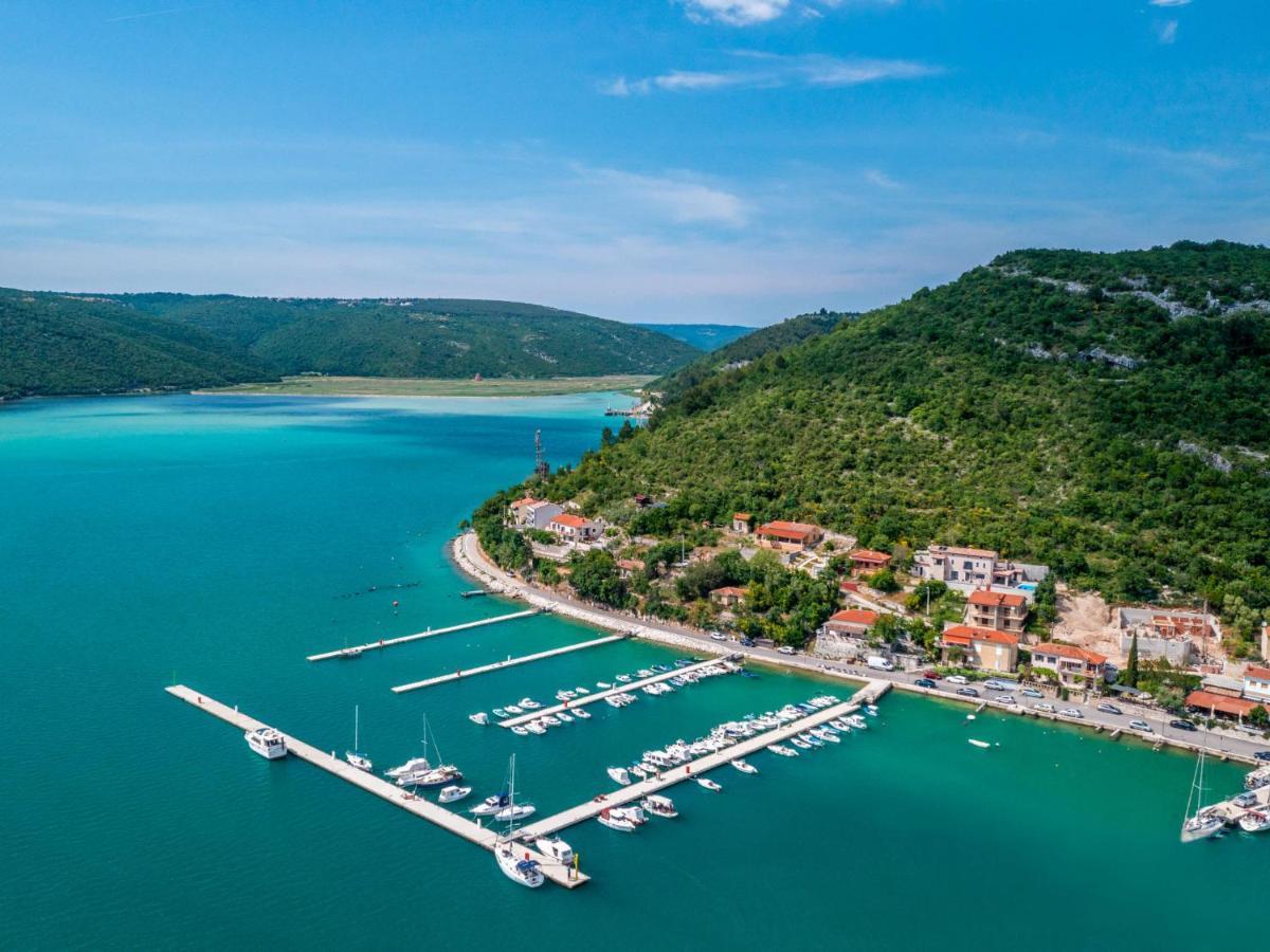 Villa Debora Diminići Exteriör bild